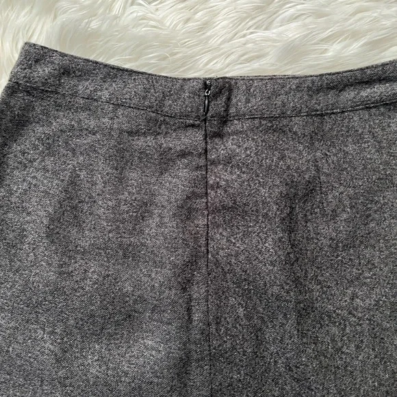 {HYFVE} Scallop Hem Mini Skirt with Pockets in Grey - Women's Medium - NWT - Picture 9 of 12